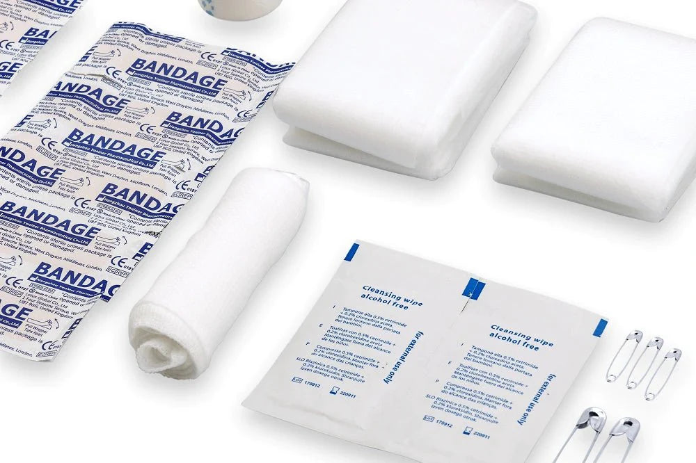 Car First Aid Travel Kit Child - Green Flag vGroup